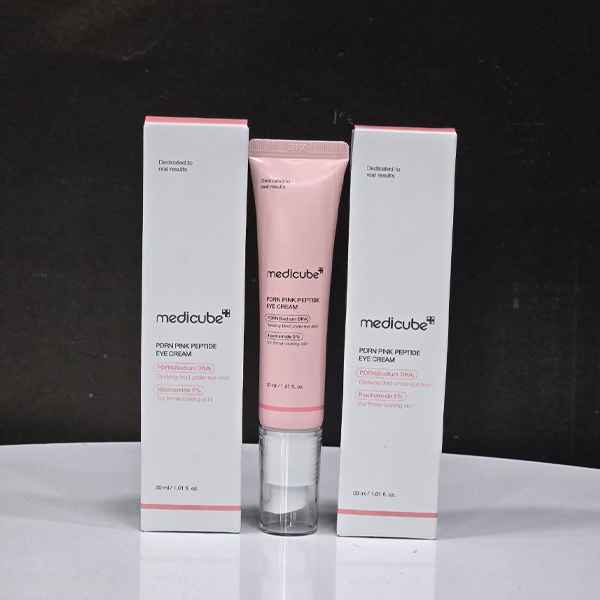کرم دور چشم ضد چروک و روشن کننده صورتی PDRN و پپتاید مدی کیوب Medicube