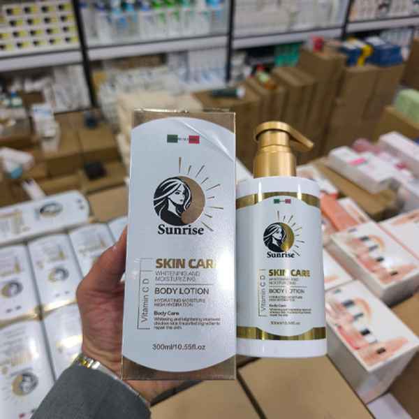 لوسیون بدن و سفید کننده و مرطوب کننده سانرایس ایتالیا