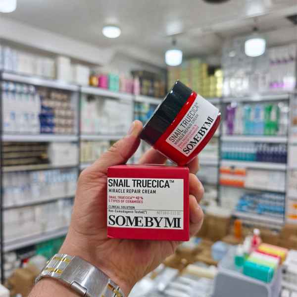 کرم ترمیم کننده حلزون سام بای می Snail Truecica